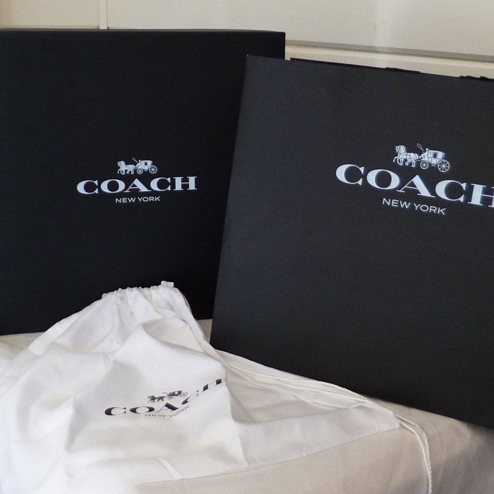 Coach Box, Dust Bag and Shopping Bag Retail Packaging for Closet Organization